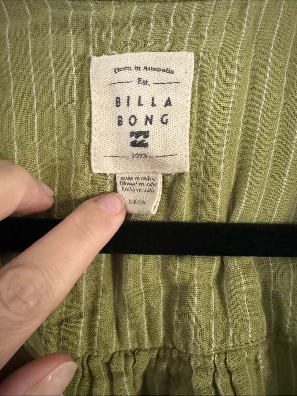 Like new olive striped long sleeve billabong button up sz s - Picture 2 of 4